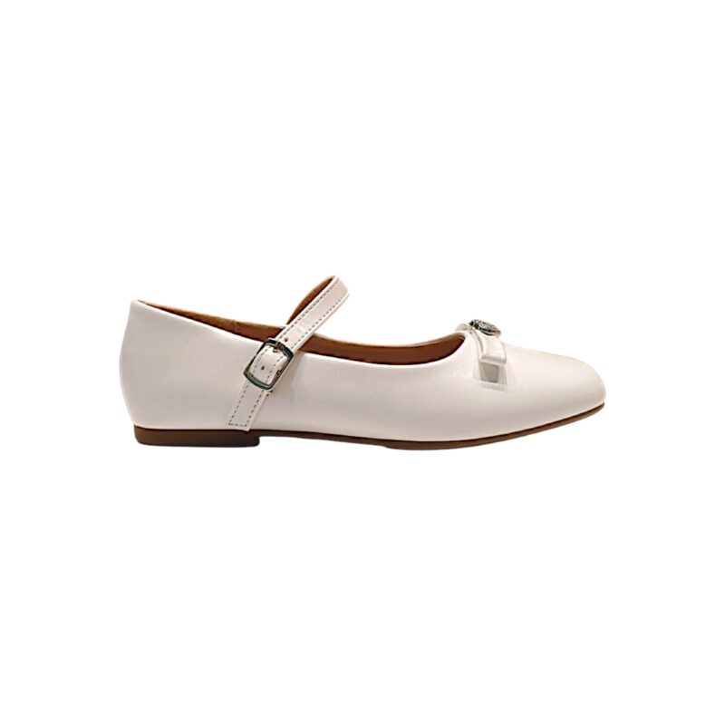 Ballerina bianca per bambina con fiocchetto e cuoricino di strass e chiusura a strappo – DOREMÌ 2 Ballerina bianca per bambina con fiocchetto e cuoricino di strass e chiusura a strappo – DOREMÌ