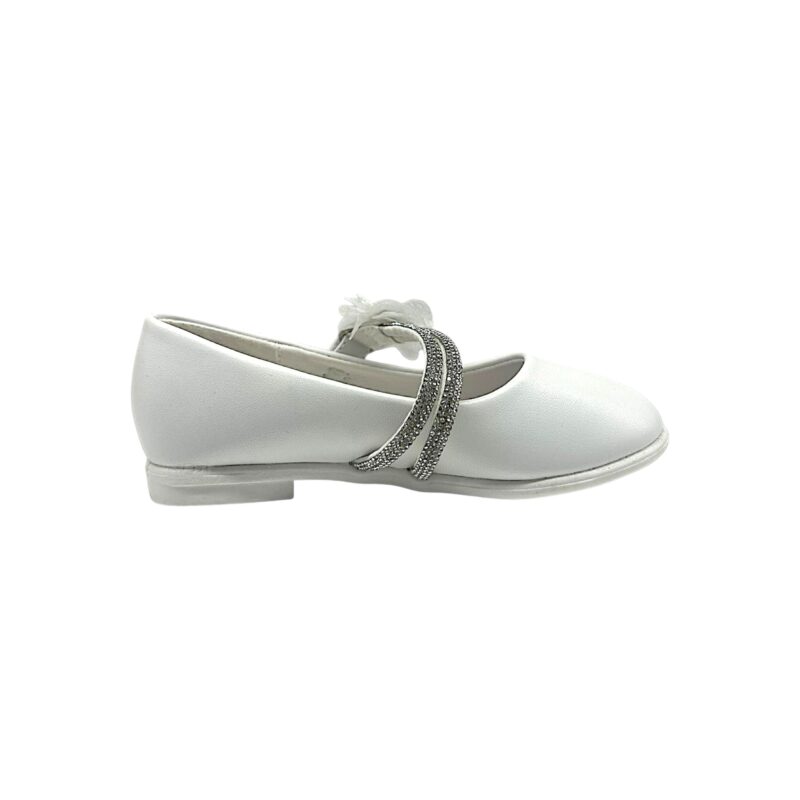 Ballerina bianca per bambina con cinturino di strass e applicazione fiore con strappo – Giardino d'Oro 2 Ballerina per bambina bianca con cinturino di strass e applicazione fiore con strappo – Giardino d'Oro