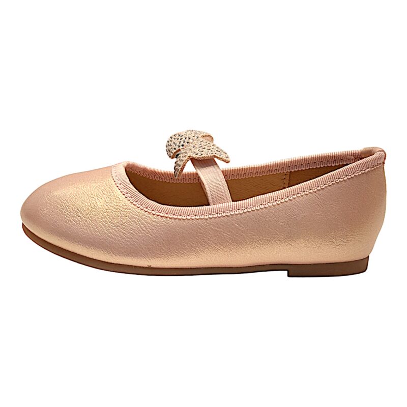 Ballerina rosa perlata per bambina con fascetta elastica e farfalla con strass – Giardino d'Oro 3 Ballerina per bambina rosa perlata con fascetta elastica con farfalla con strass – Giardino d'Oro