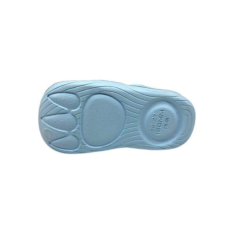 Ciabatta in gomma celeste per bambino tipo crocs con leone, nuvolette e fascia posteriore - Jomix Shoes 4 Ciabatta in gomma celeste per bambino tipo crocs con leone, nuvolette e fascia posteriore - Jomix Shoes
