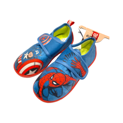 Pantofola chiusa Minnie per bambina di colore rosso con strappo - Cerdà