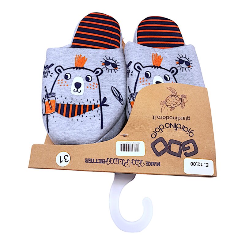 Pantofole, ciabatte soft grigie per bambino con orsetto e bevanda - Giardino d'Oro 1 Pantofole, ciabatte soft grigie per bambino con orsetto e bevanda - Giardino d'Oro