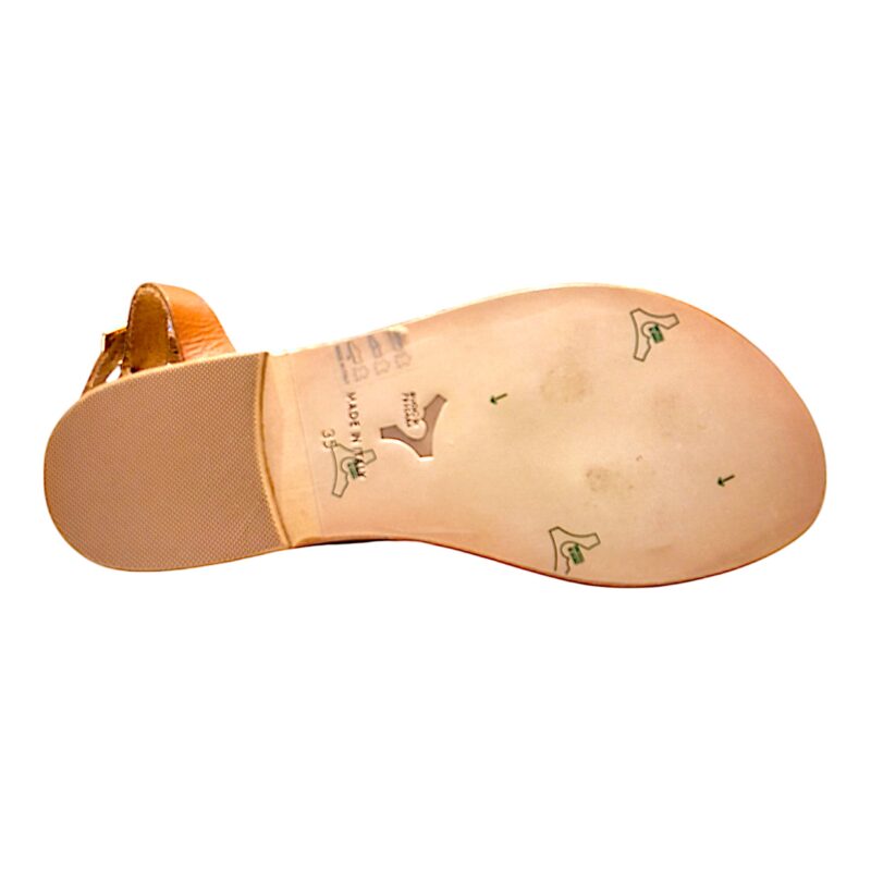 Sandali in cuoio per bambina con fascia arancione, cinturino incrociato alla caviglia e apertura con fibbia - Moda Positano 4 Sandali in cuoio per bambina con fascia arancione, cinturino incrociato alla caviglia e apertura con fibbia - Moda Positano