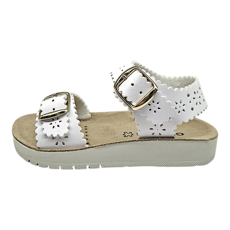 Sandalo bambina bianco con intarsi floreali e cinturini con fibbie - Geox 3 Sandalo bambina bianco con intarsi floreali e cinturini con fibbie - Geox