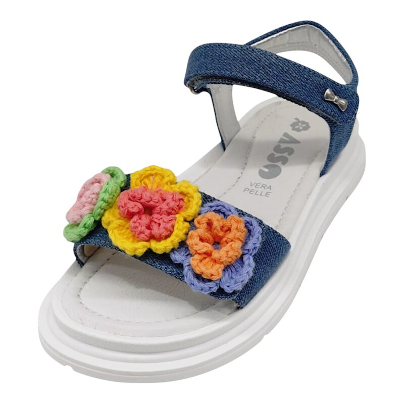 Sandalo jeans con strappo, fascia a strappo decorata e fiori uncinetto multicolor - Asso
