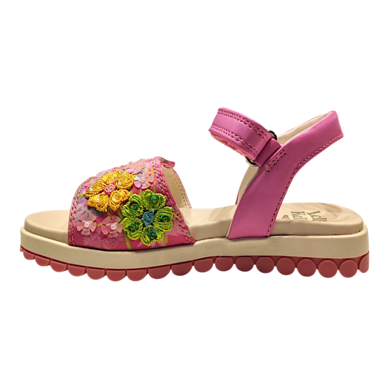 Sandalo per bambina Eloise fucsia con decorazioni floreali multicolor e velcro su fascia frontale – Lelli Kelly 3 Sandalo per bambina Eloise fucsia con decorazioni floreali multicolor e velcro su fascia frontale – Lelli Kelly