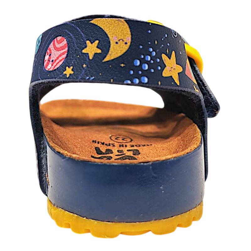 Sandalo primi passi blu-multicolor per bambino, con fantasia a tema spaziale, strappo alla caviglia e fibbia frontale – Garvalín 4 Sandalo primi passi blu-multicolor per bambino, con fantasia a tema spaziale, strappo alla caviglia e fibbia frontale – Garvalín