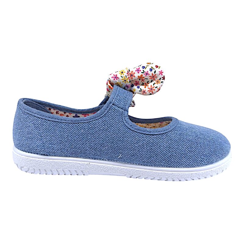 Scarpa ballerina color jeans in cotone per bambina con strappo e fiocchetto multicolor – Victoria 2 Scarpa ballerina color jeans in cotone per bambina con strappo e fiocchetto multicolor – Victoria