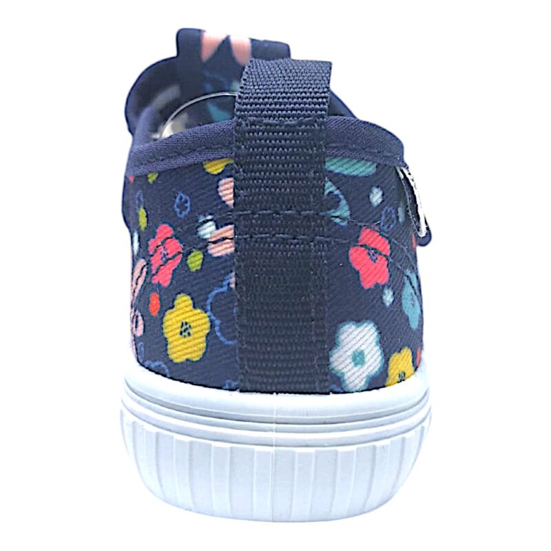 Scarpetta blu in tessuto per bambina con farfalla in rilievo, fantasia floreale e strappo – Giardino d'Oro 4 Scarpetta in tessuto per bambina blu con farfalla in rilievo, fantasia floreale e strappo – Giardino d'Oro