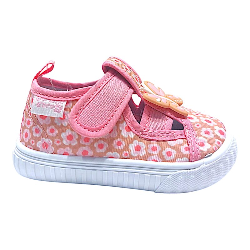 Scarpetta rosa in tessuto per bambina con farfalla in rilievo, fantasia floreale e strappo – Giardino d'Oro 2 Scarpetta in tessuto per bambina rosa con farfalla in rilievo, fantasia floreale e strappo – Giardino d'Oro