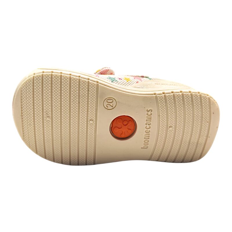 Scarpetta per bambina primi passi in tessuto bianco con fiocco decorativo, stelle multicolor e strappo – Biomecanics 5 Scarpetta per bambina primi passi in tessuto bianco con stelle multicolor e strappo – Biomecanics