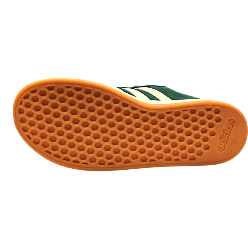 Sneaker sportiva unisex retata verde-bianca in pelle scamosciata con lacci elastici – Adidas 5 Sneaker sportiva verde-bianca unisex in pelle scamosciata con lacci – Adidas