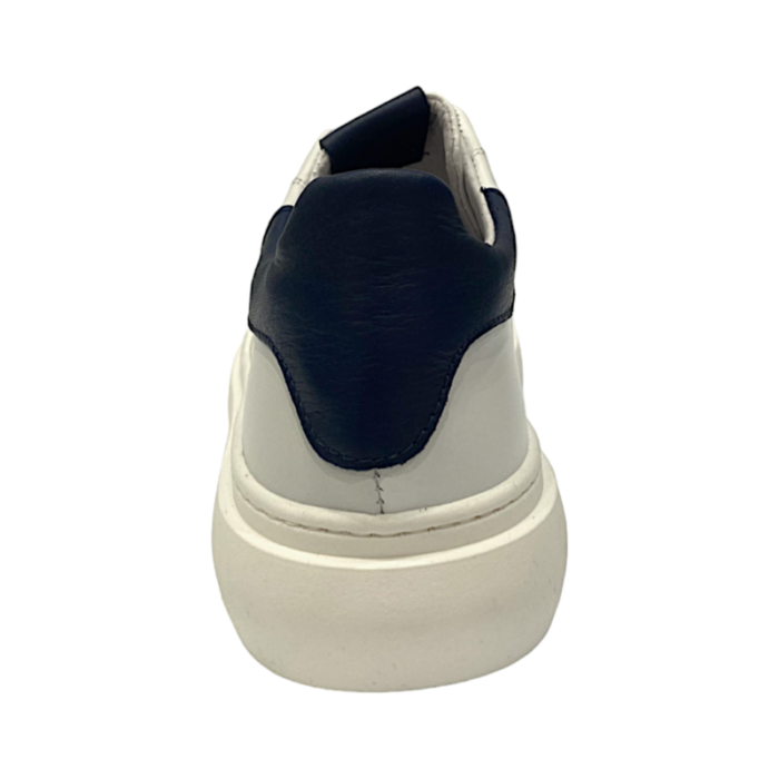 Sneaker unisex bianca con dettagli blu e lacci - Chiara Luciani