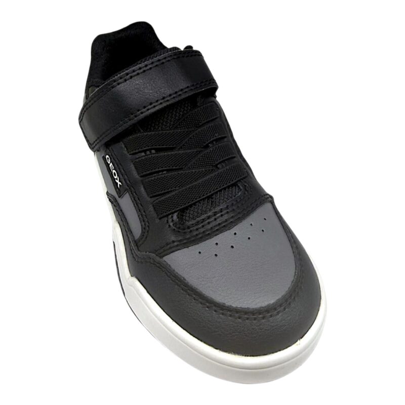 Sneakers nere, grigie e verdi per bambino-ragazzo con strappo e lacci elastici - Geox 1 Sneakers nere, grigie e verdi per ragazzo con strappo e lacci elastici - Geox
