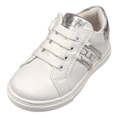 Sneakers per bambina in similpelle butter bianco con fasce silver, lacci e cerniera - Cult