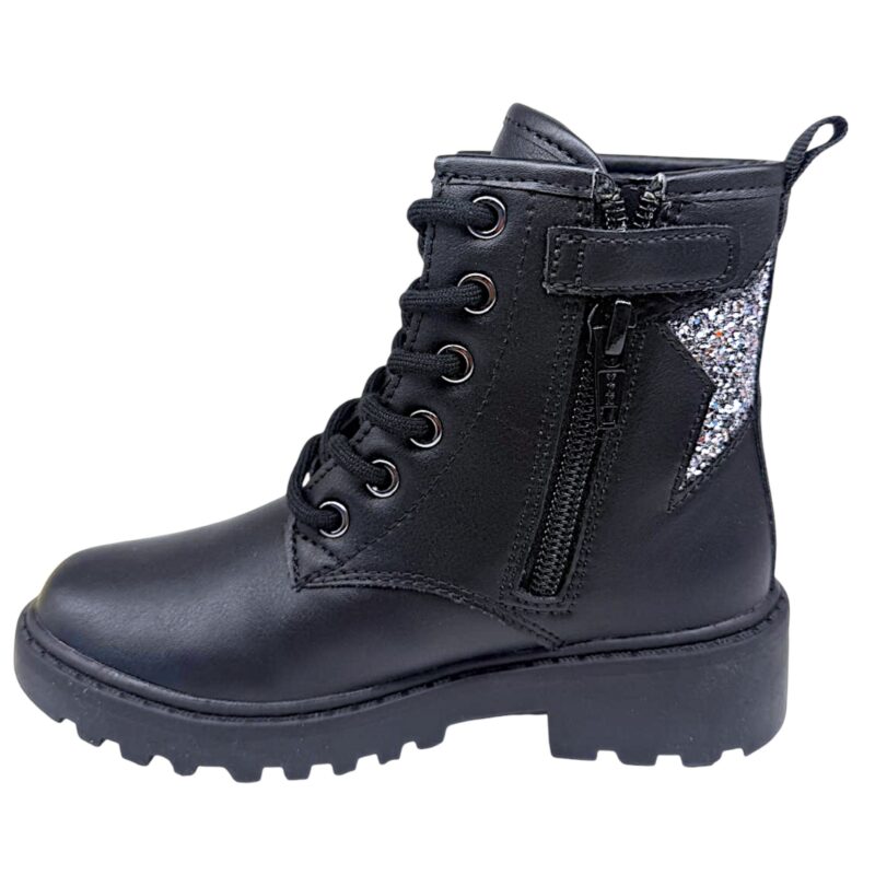 Stivale anfibio nero per bambina-ragazza con stella argento glitterata posteriore, lacci elastici e zip laterale - Geox 3 Stivale anfibio nero per bambina-ragazza con stella argento glitterata sul retro, lacci elastici e cerniera - Geox
