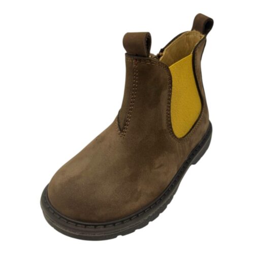 Stivaletto Chelsea per bambino primi passi in nabuk marrone con elastici ocra e zip laterale – Rossano