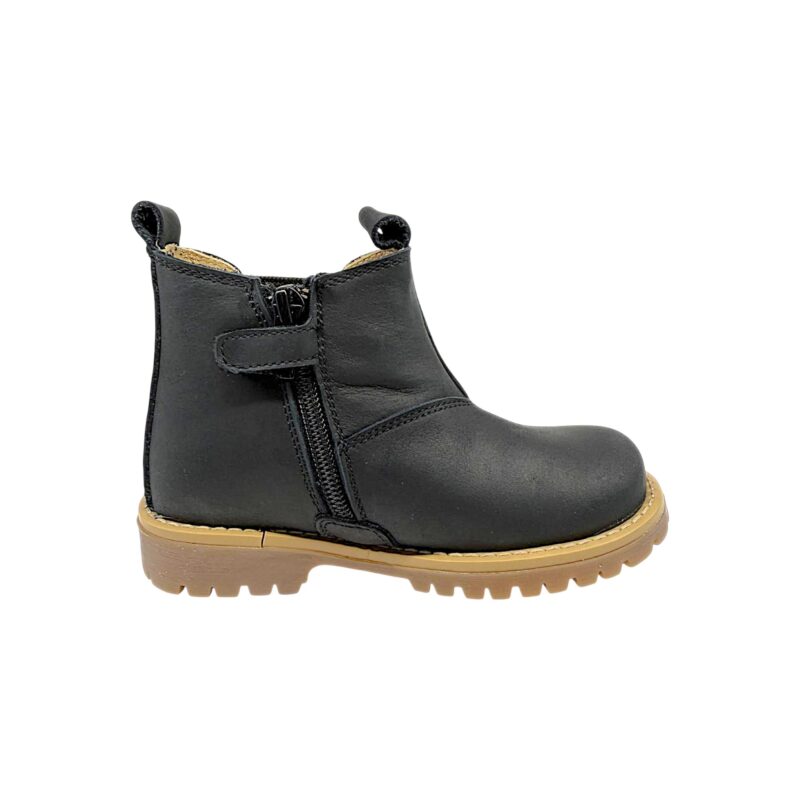 Stivaletto nero unisex stile country in pelle con elastico a righe multicolor e zip laterale - Rossano 2 Stivaletto country nero in pelle con elastico a righe multicolor e zip laterale - Rossano
