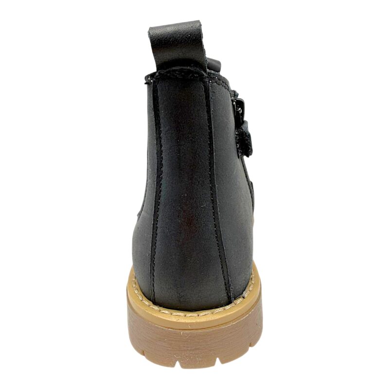 Stivaletto nero unisex stile country in pelle con elastico a righe multicolor e zip laterale - Rossano 4 Stivaletto country nero in pelle con elastico a righe multicolor e zip laterale - Rossano