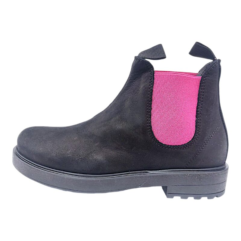 Tronchetto Tundra nero con elastico fuxia da bambina – Chiara Luciani 3 Tronchetto Tundra nero con elastico fuxia da bambina – Chiara Luciani